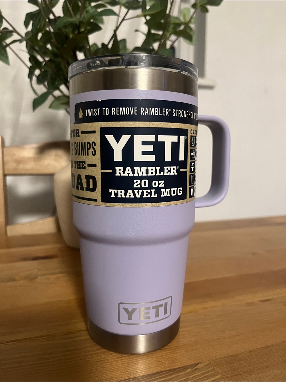 Yeti Tumbler 20oz Travel Mug